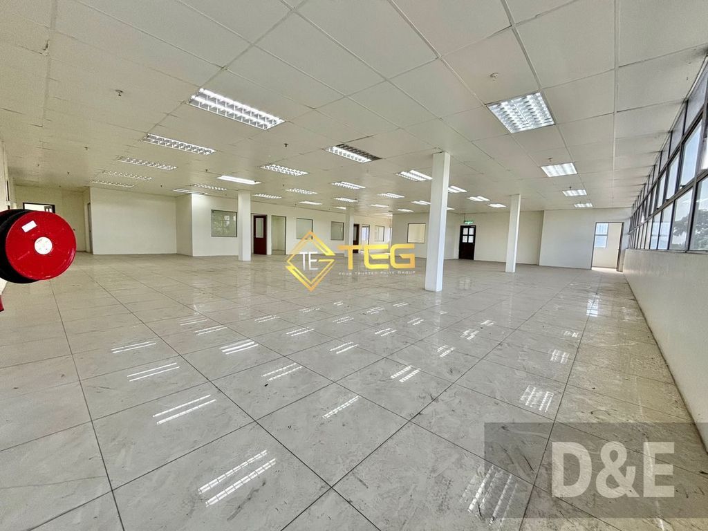 WhatsApp Image 2025-05-29 at 10.35.48 PM (1)