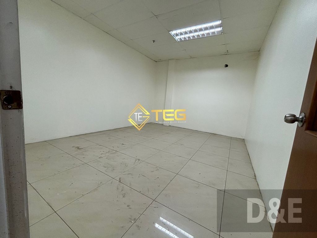 WhatsApp Image 2025-05-29 at 10.35.41 PM