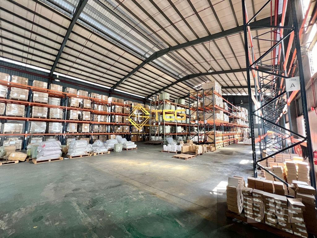 WhatsApp Image 2025-05-29 at 10.35.45 PM (1)