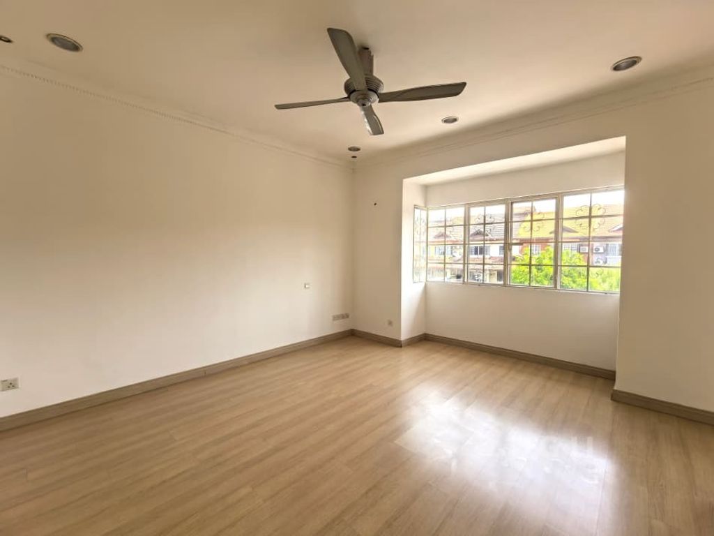 WhatsApp Image 2025-11-07 at 2.14.41 PM (1)