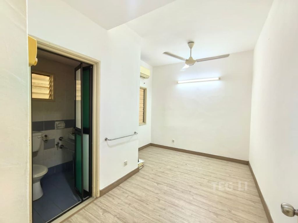 WhatsApp Image 2025-11-07 at 2.14.41 PM