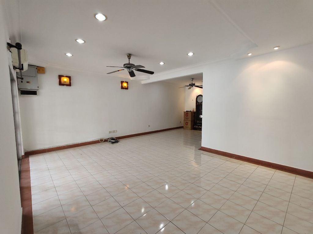 WhatsApp Image 2025-06-06 at 8.42.47 AM