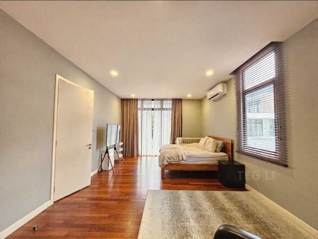 WhatsApp Image 2025-08-14 at 11.49.55 AM