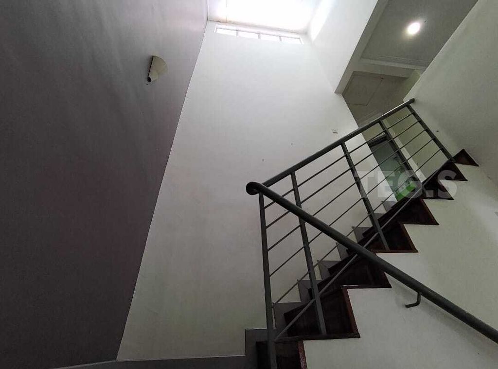 WhatsApp Image 2025-11-19 at 9.08.23 AM