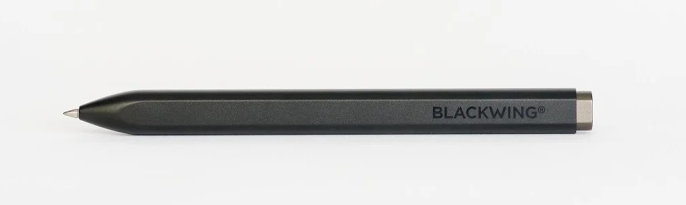 i-03