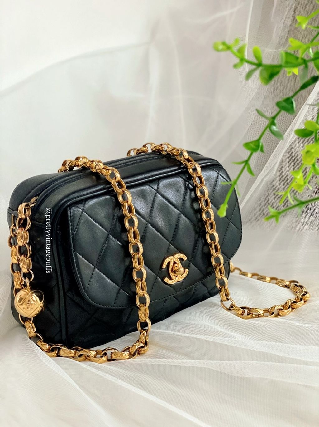 Chriselle Series 2 Mini Camera Flap Bag with Bijoux Chain and Pearl Crush  Black Lambskin 24K GHW – Pretty Vintage Puffs