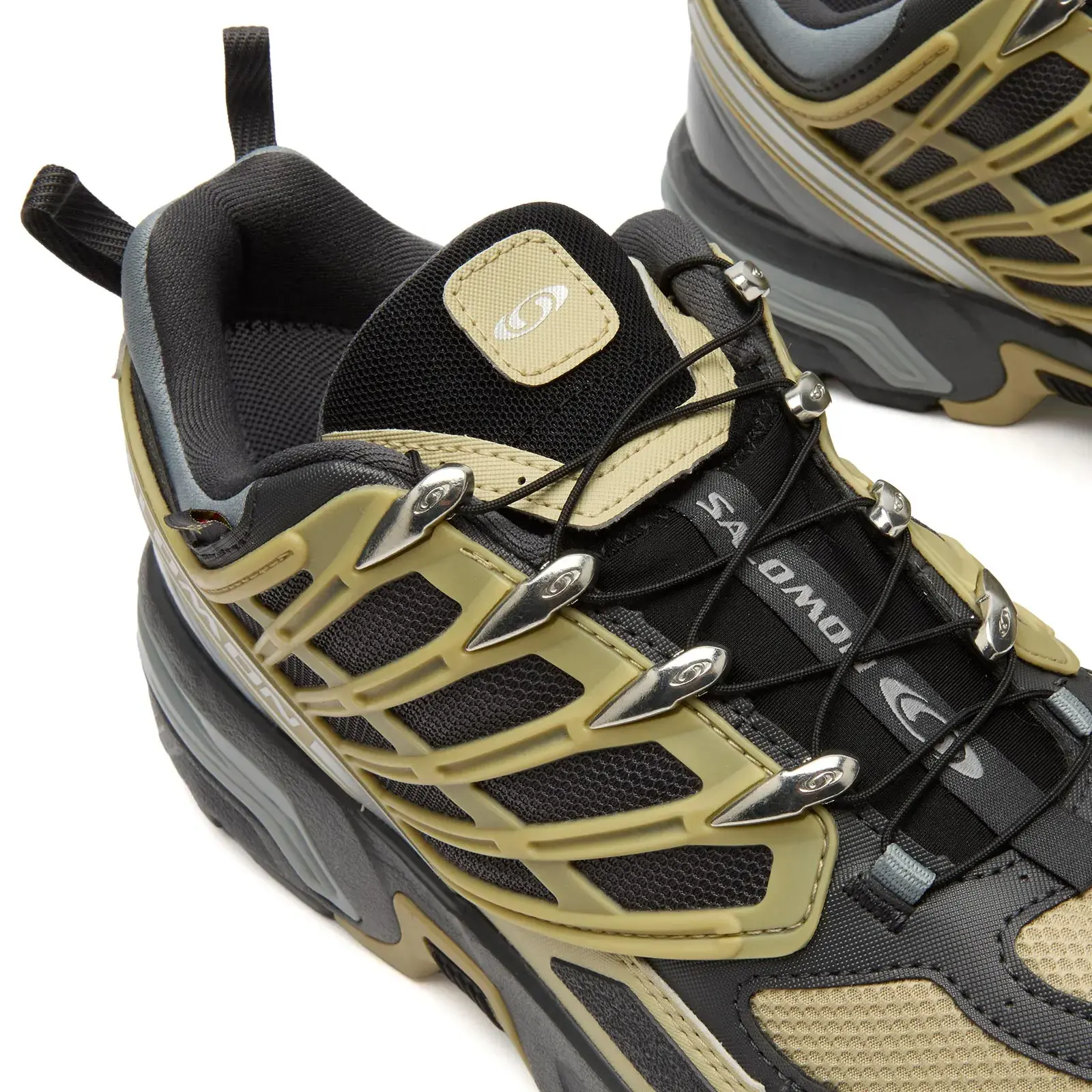 28-10-25_L47867000_4_1