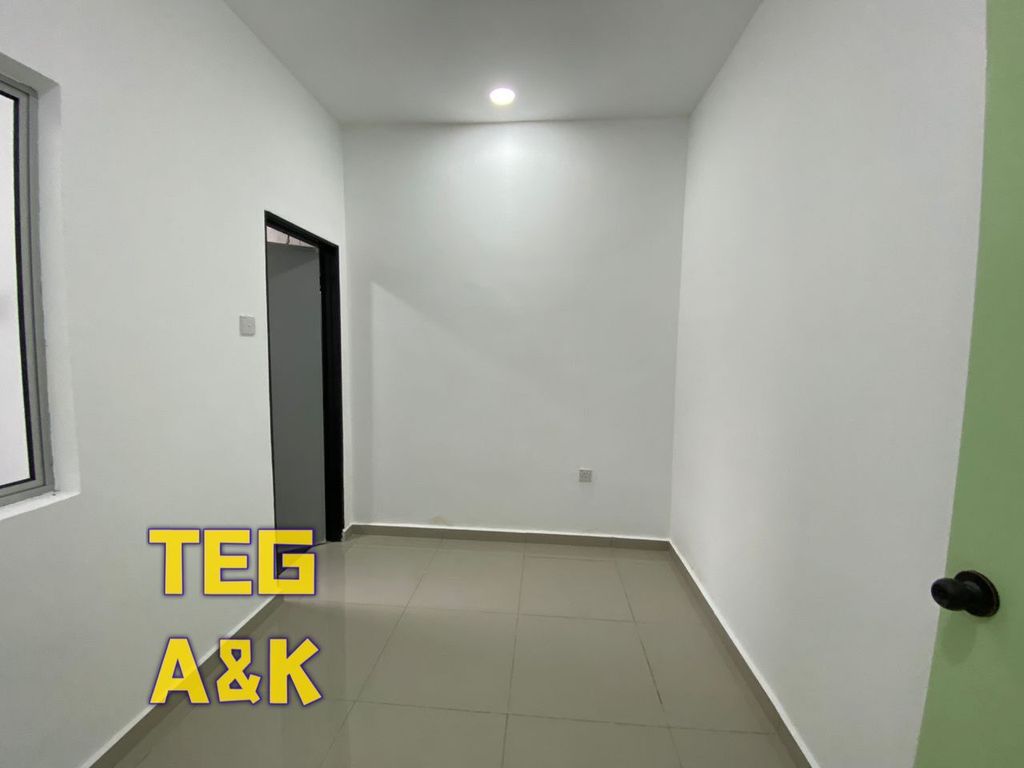Renovated Taman Palm Grove Klang 20x100 Single Storey House Freehold
