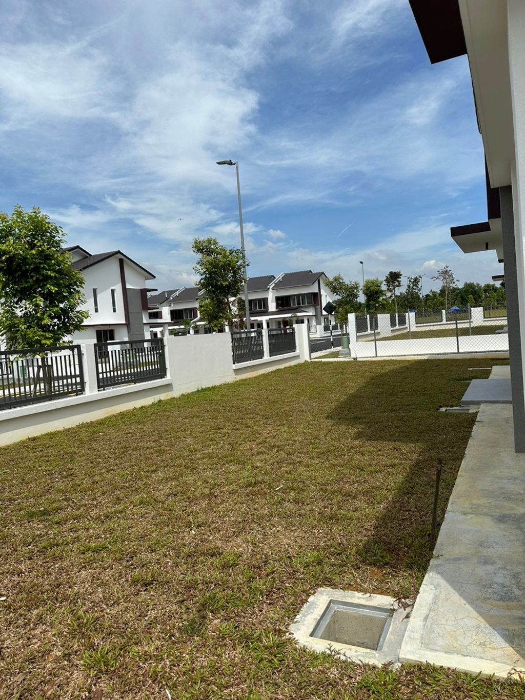 Brand New Non Bumi End Lot 2 Storey Bandar Rimbayu BSP, Telok