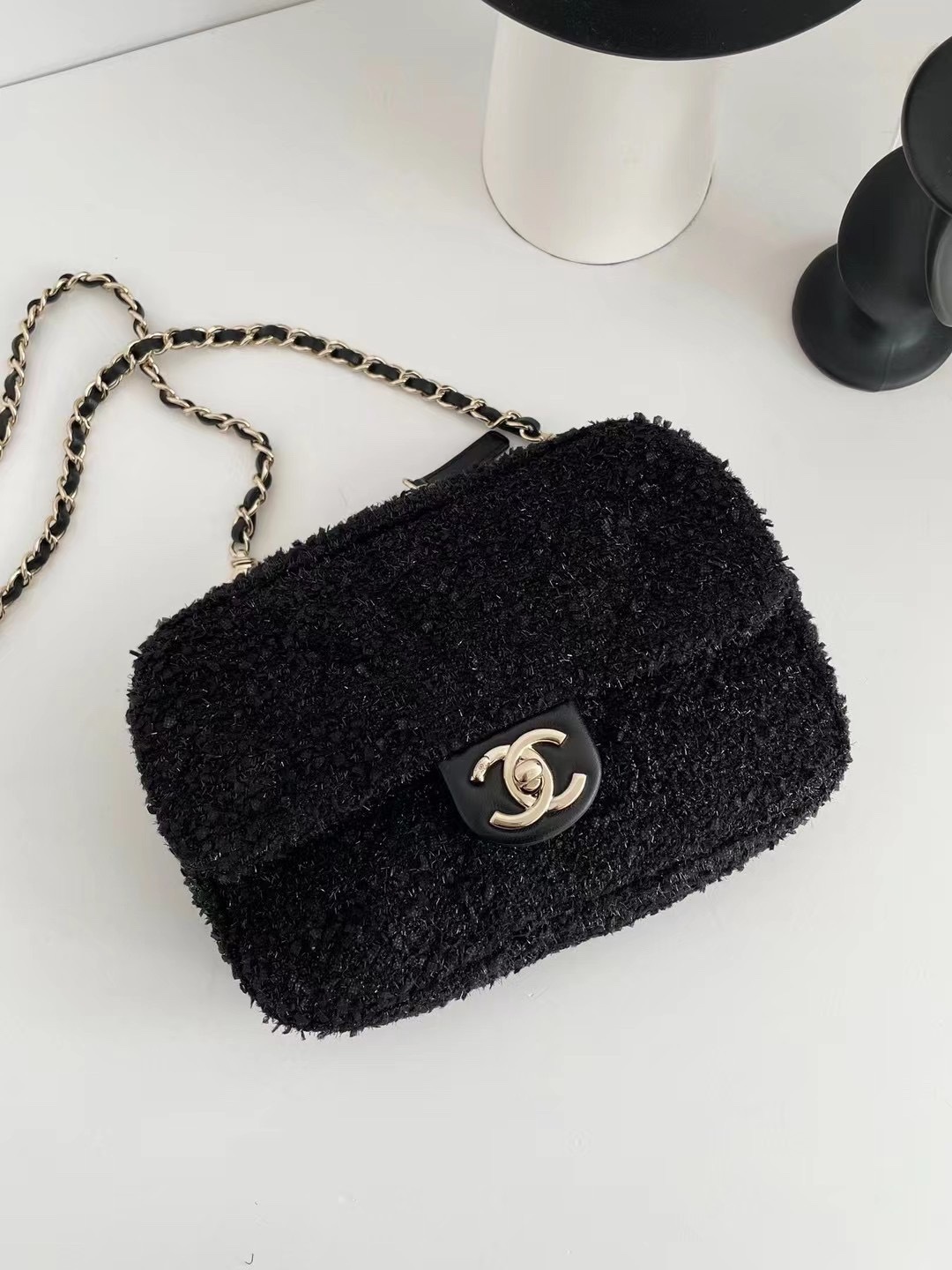 B843D819-96A7-497E-9070-E4E3C3FA5D08