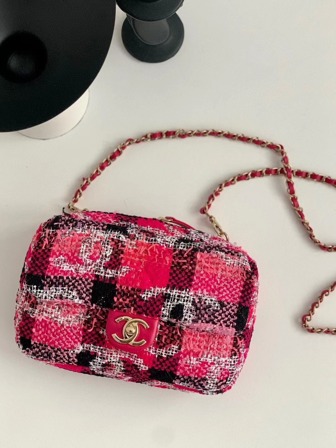 2E61B24E-40CE-4390-A45B-D71972A3049D