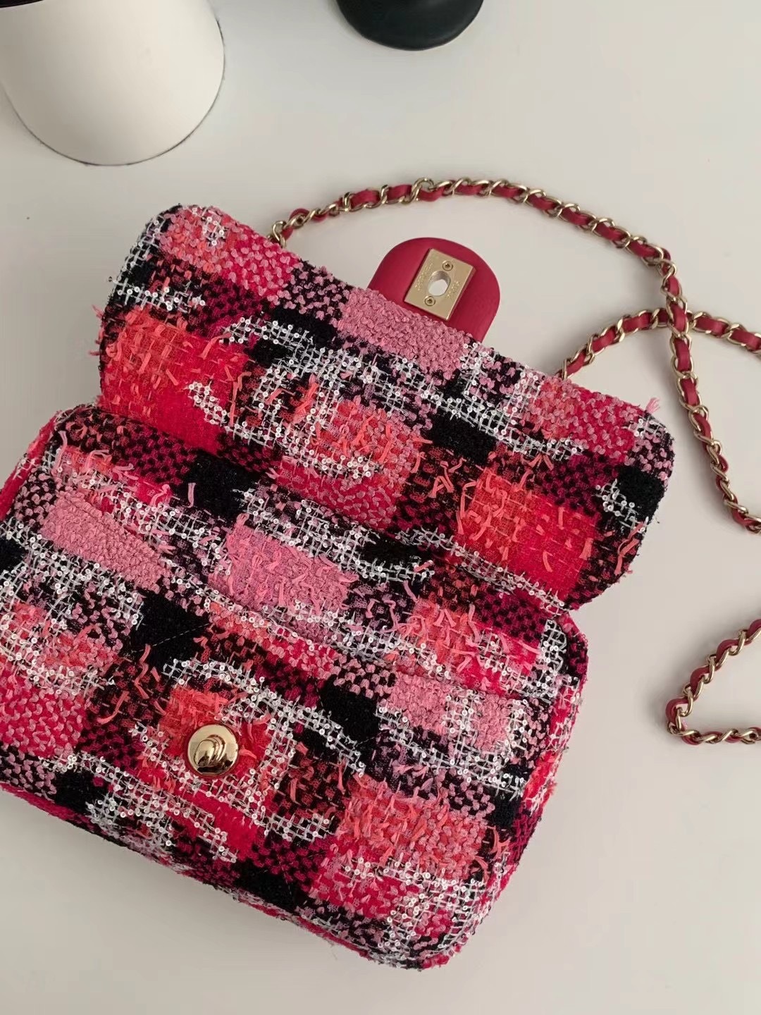 64541090-1193-42C8-A4BC-31C7282720BD