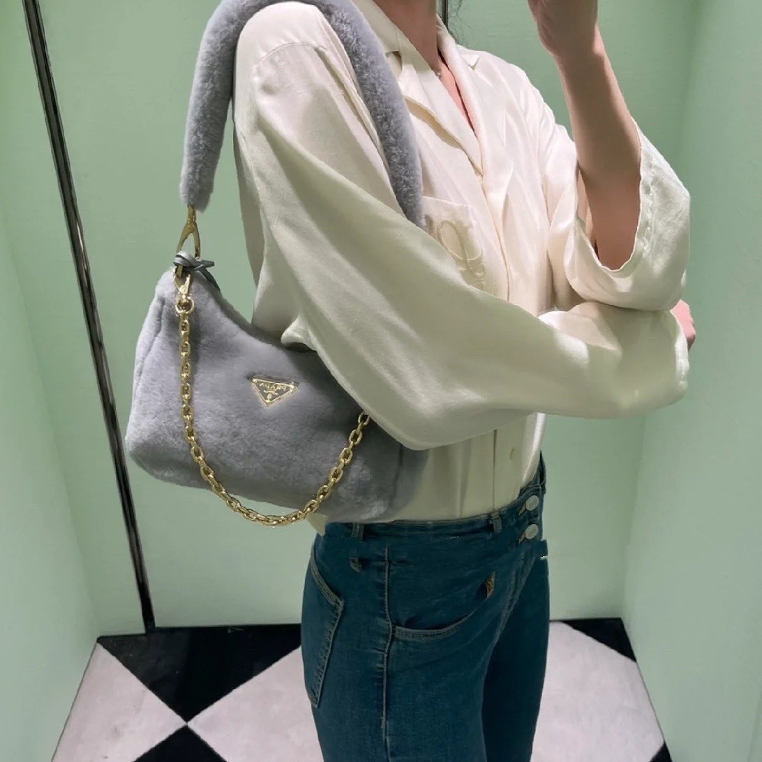 17D65F7F-2787-4233-9D7E-D26AB2B71FD7