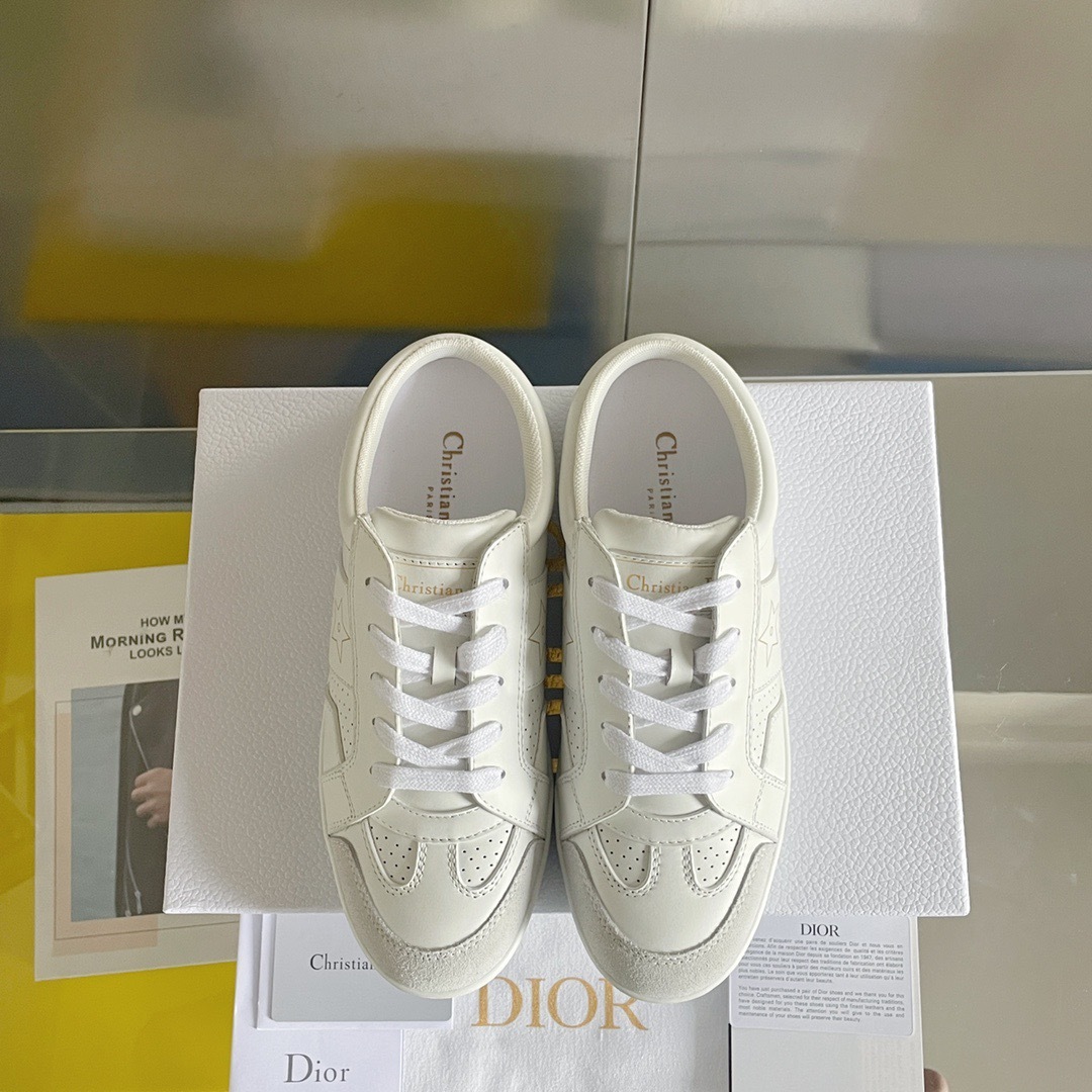 945D60B2-3A41-4E1E-8A67-53368DD1E6CA