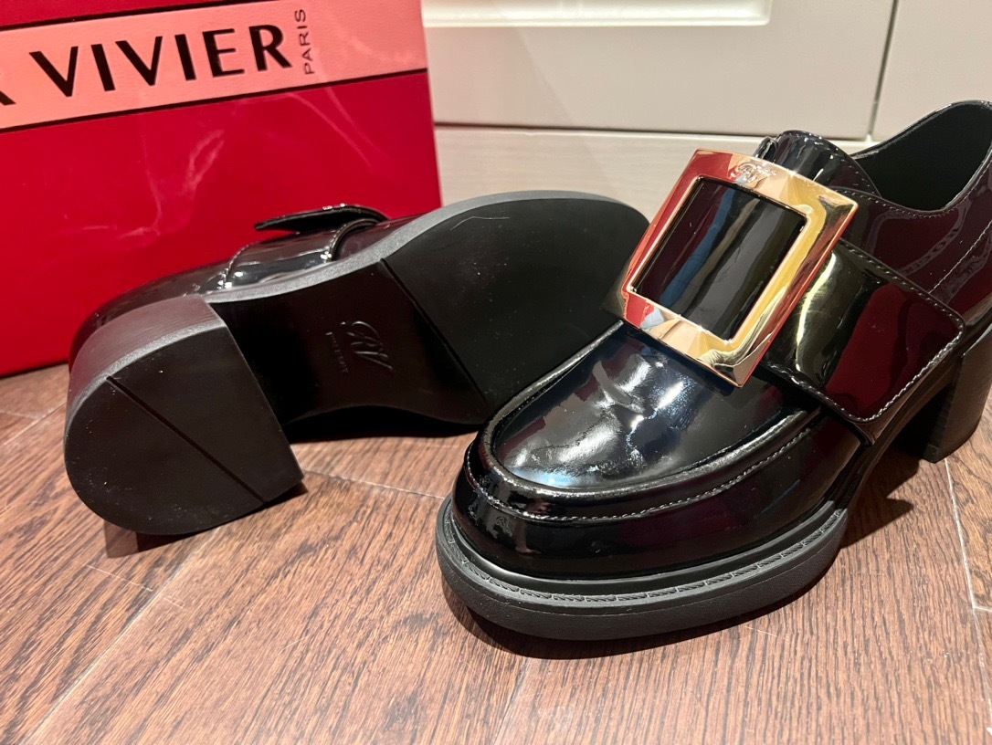 C5508480-C1DD-4F7B-9B6C-E71DE0AF8C3F