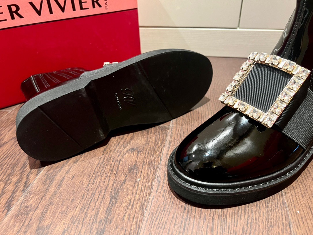 C8525F0C-5087-4CDC-A10A-2268BA3819BF