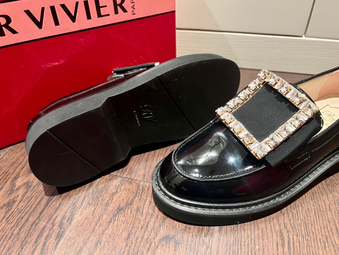 3E4F6D57-C1E1-4B61-8D95-7C1E8F686F8D