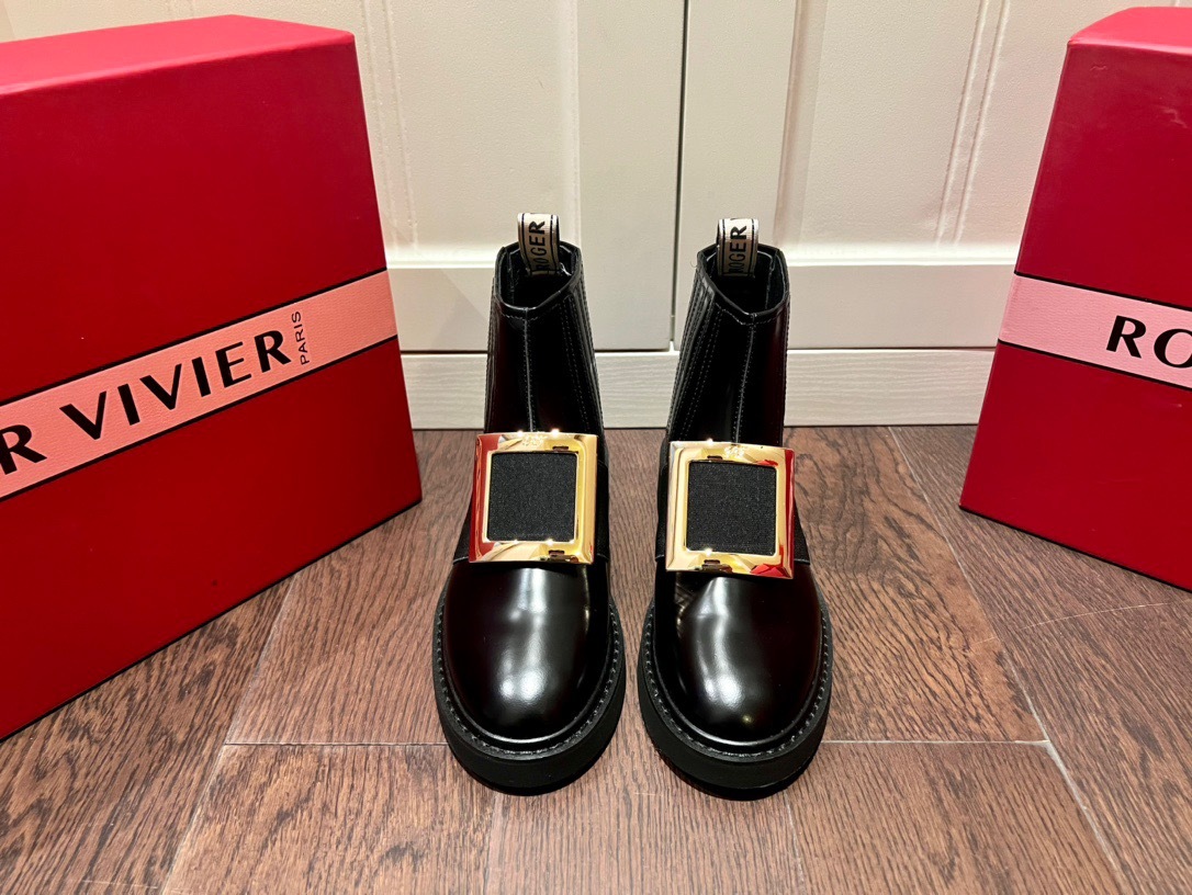 E6E050BF-0730-42CE-8E9E-86D6CD8A080A