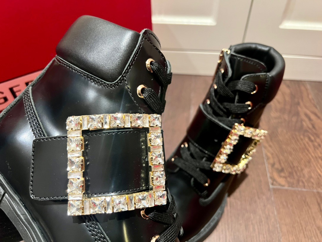 BDDE7477-EA97-415C-B927-2C691D873188