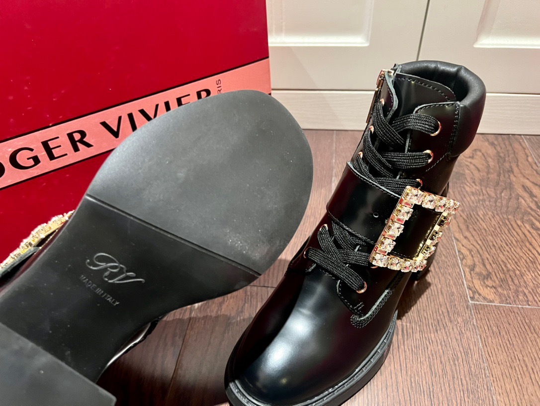 DD2567CA-7F65-4979-BFC1-F0F9659BE6FE