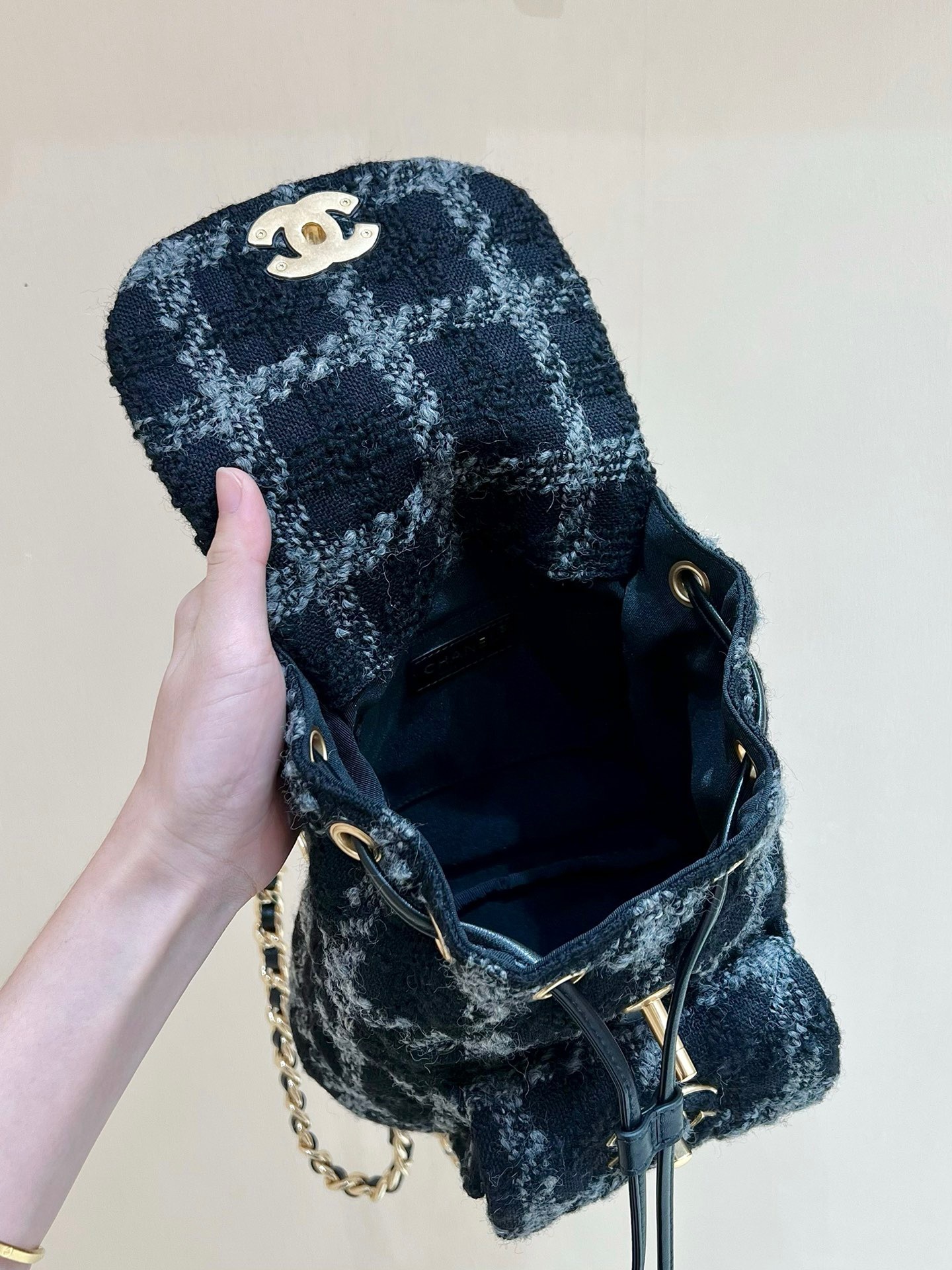 C5AFF063-3C70-4175-8178-568EEC51AEA6