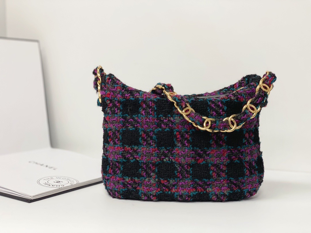 1268B55B-CD21-4C37-944F-D6A1E69CBD70