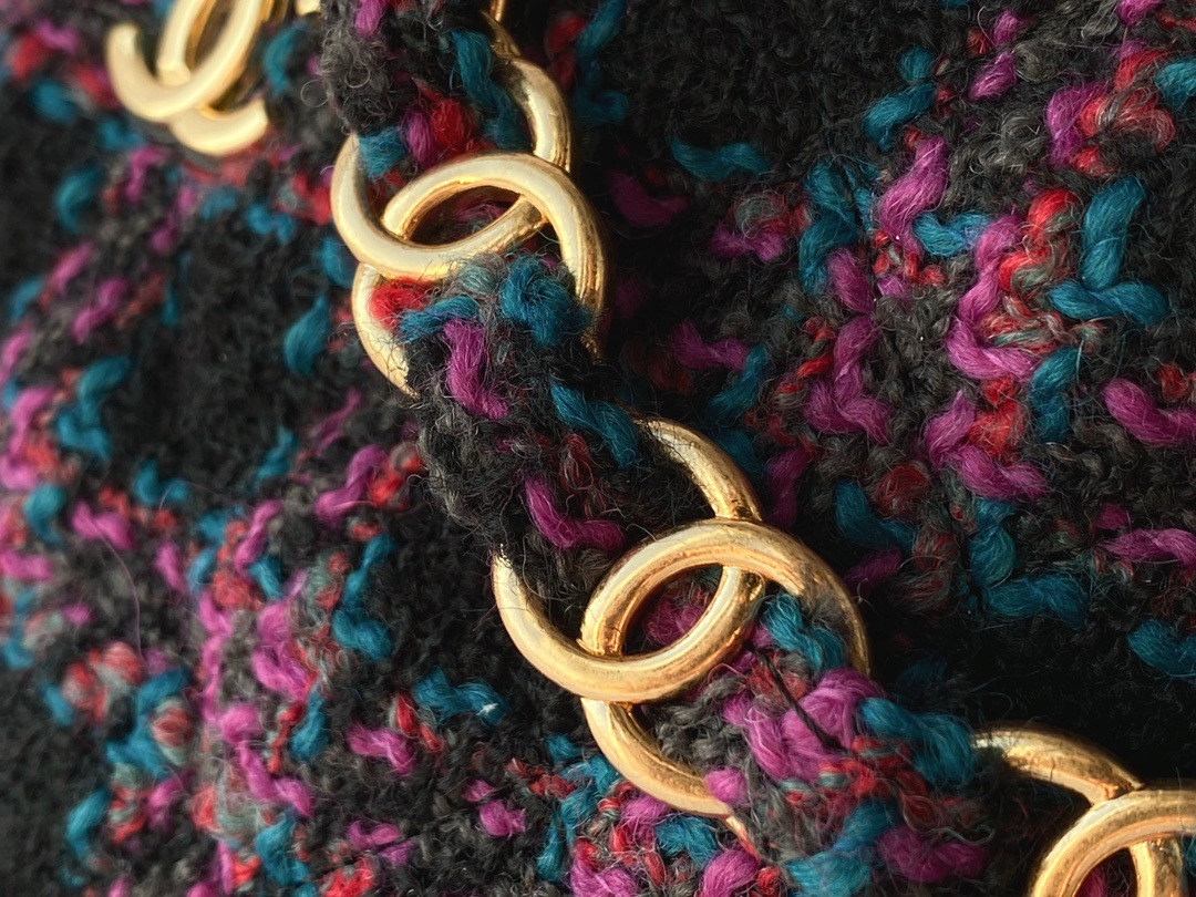 D5C3FAE3-8979-4852-8CCA-3B8D8143F344