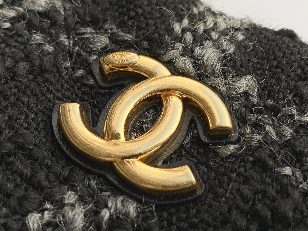 0D51E685-1567-4C4F-B0D9-E7EB20554954