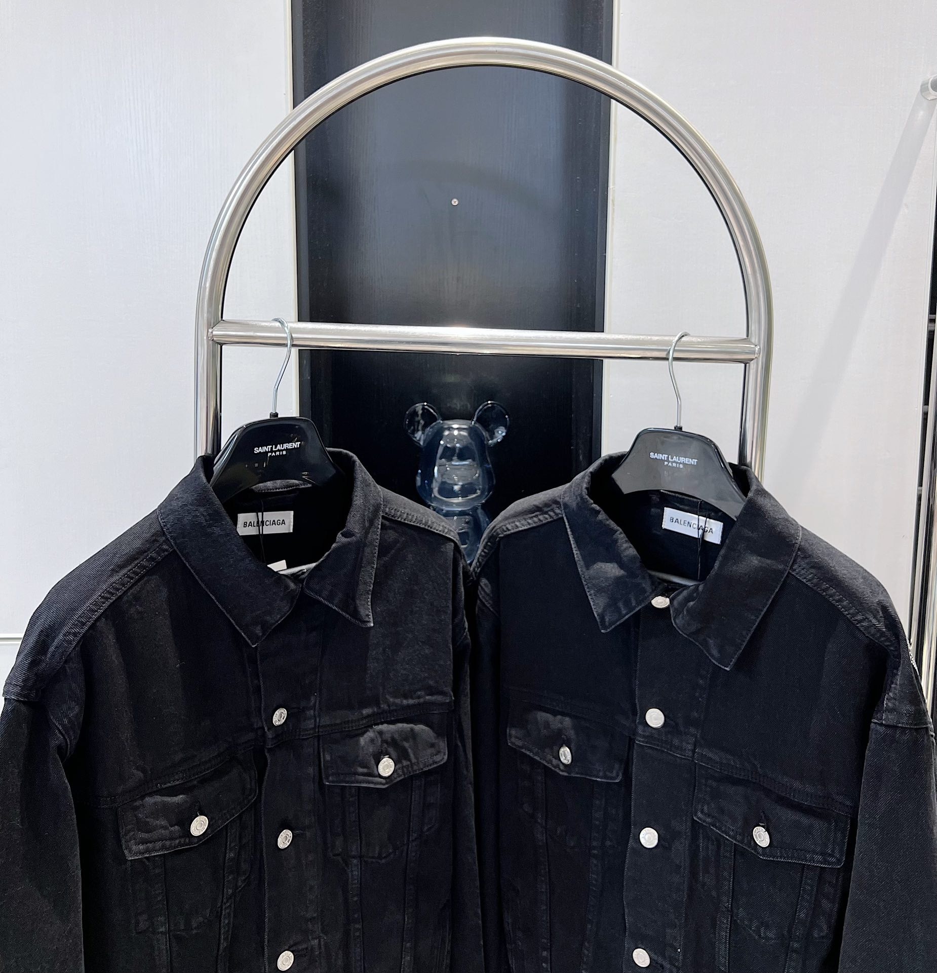 8D8BD0FA-8AC2-4177-9A49-F8EE775C0B38