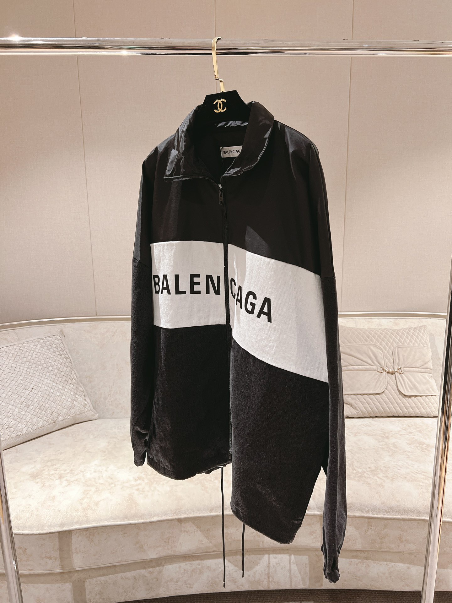 0E3E7A7E-C679-4601-9C1F-6776EC2E8F27