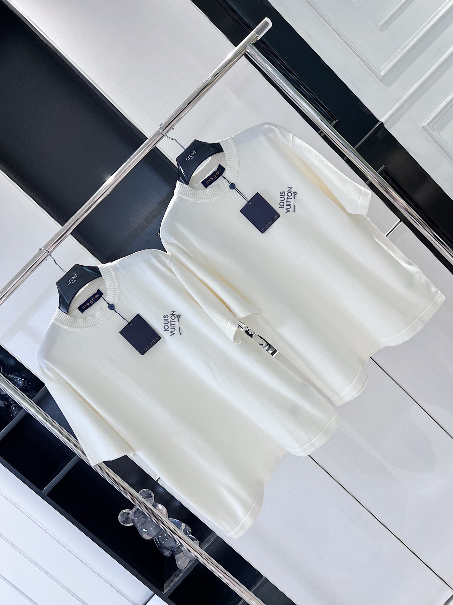 E325D892-F4B4-4254-BAFD-747D28CFD59B