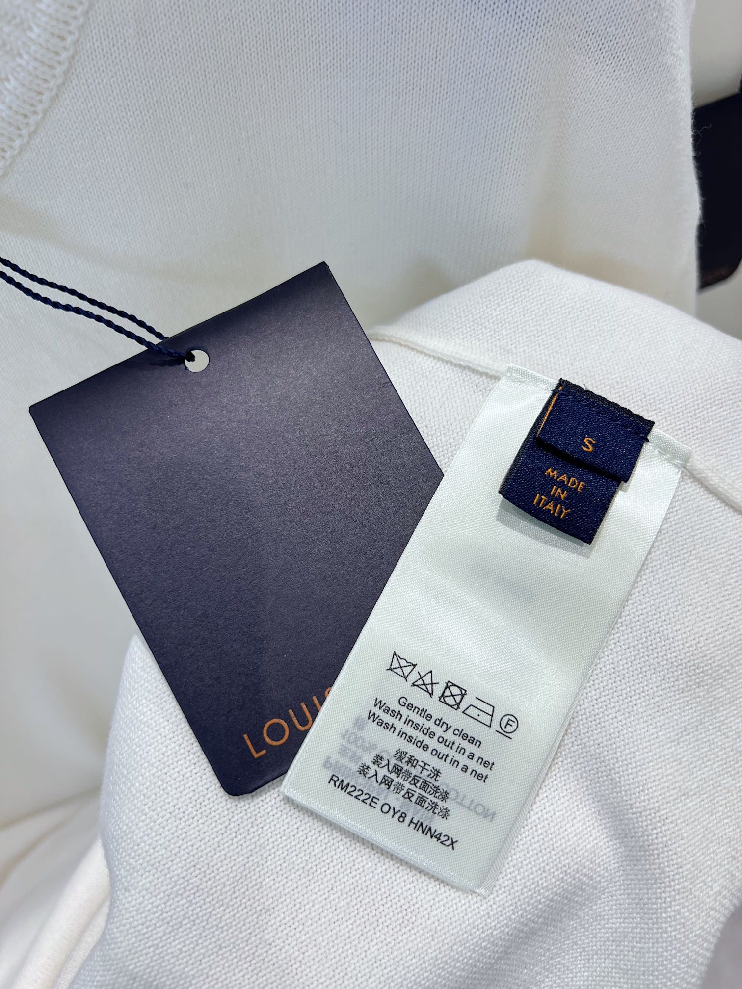 18A4FDF0-D847-4B70-A14C-96A72CD64539