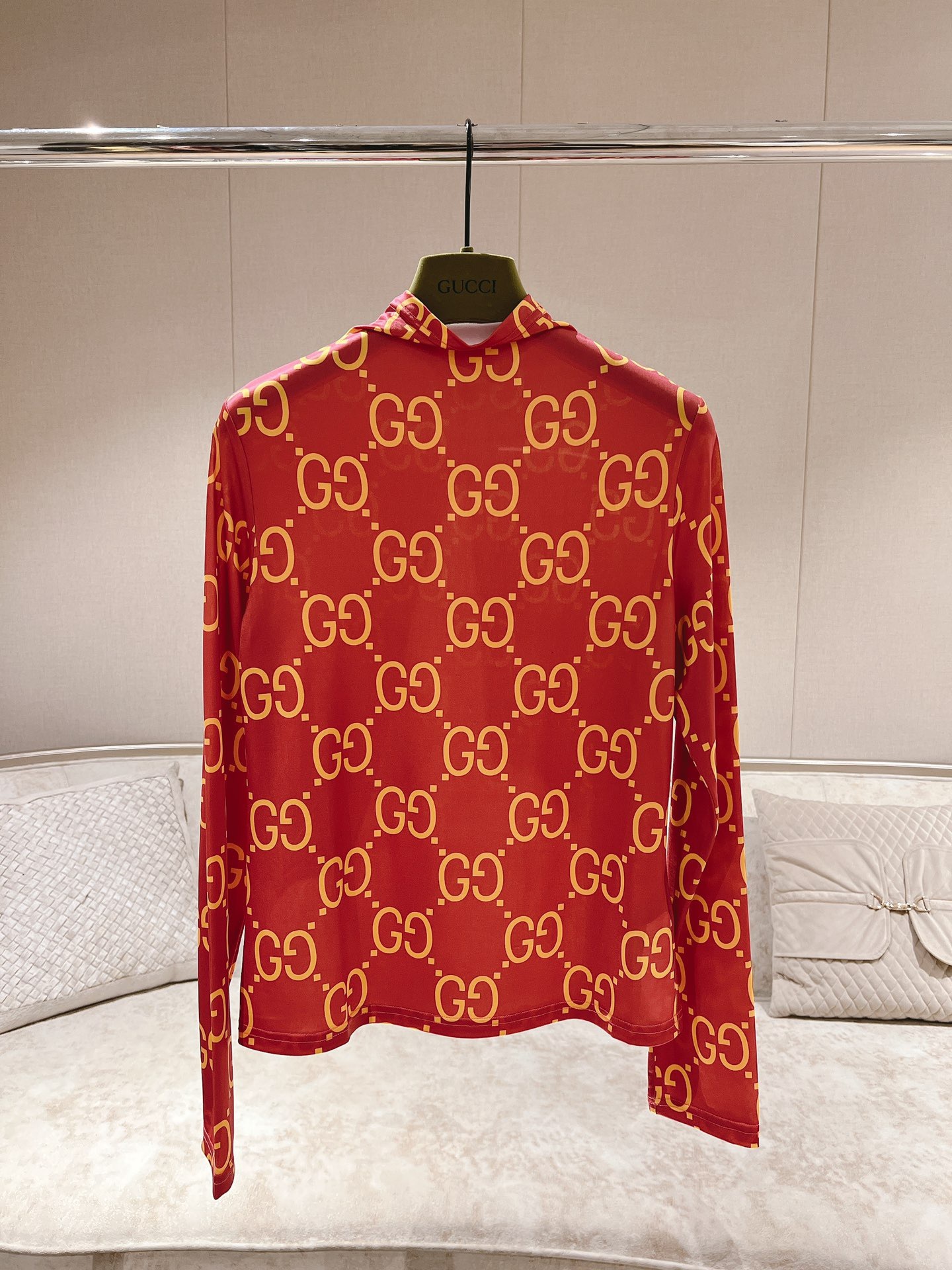 63EBC23B-69F1-4D25-A7C4-9911BCD8F917