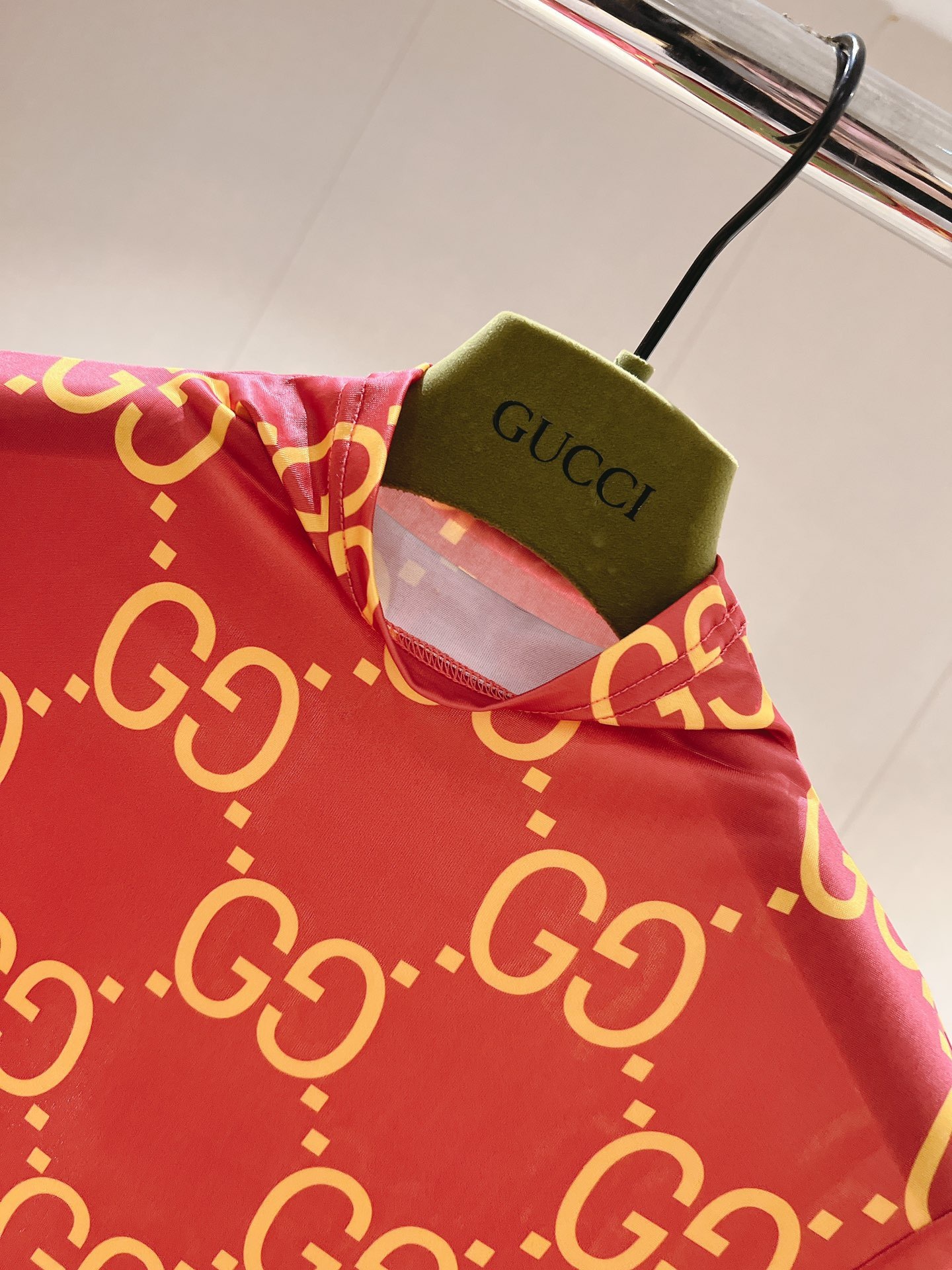 F9601A8F-E345-4DC2-9133-2E6E84F59545