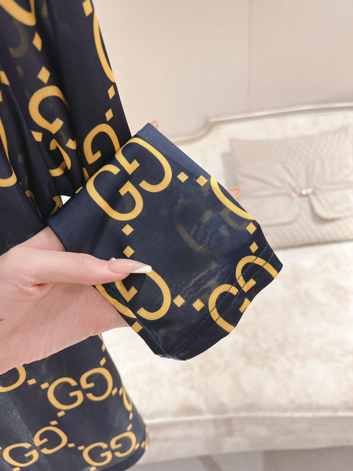 1FC17493-BFD8-4CF4-855F-04EC22EA0BF4