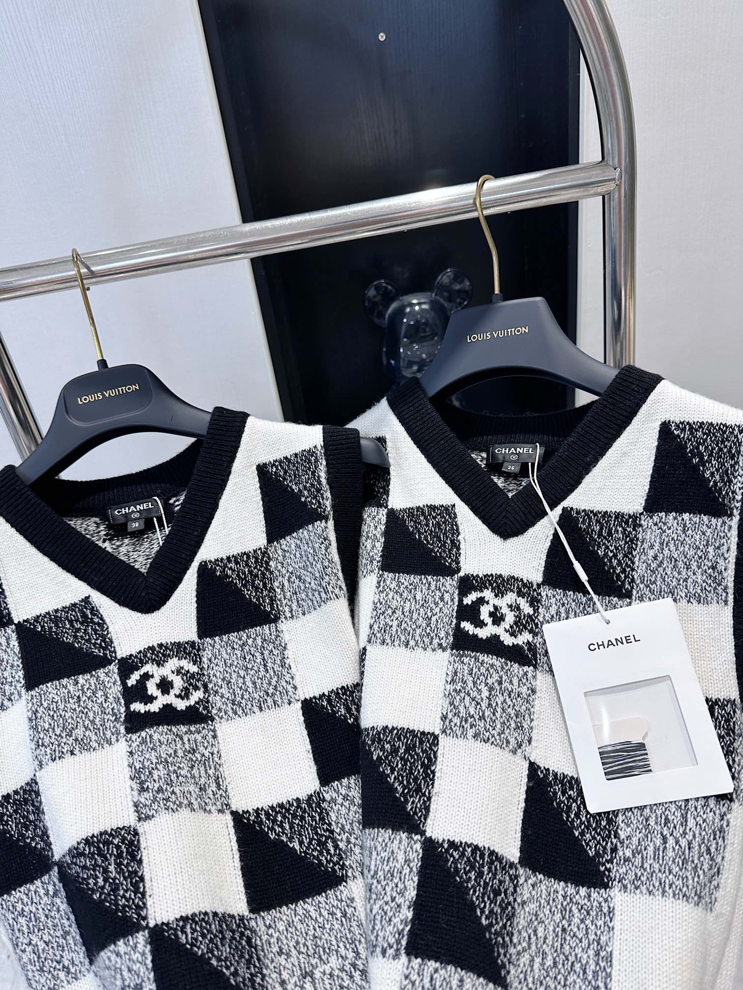 26B9706B-A700-4275-8935-0C8A32E095AB