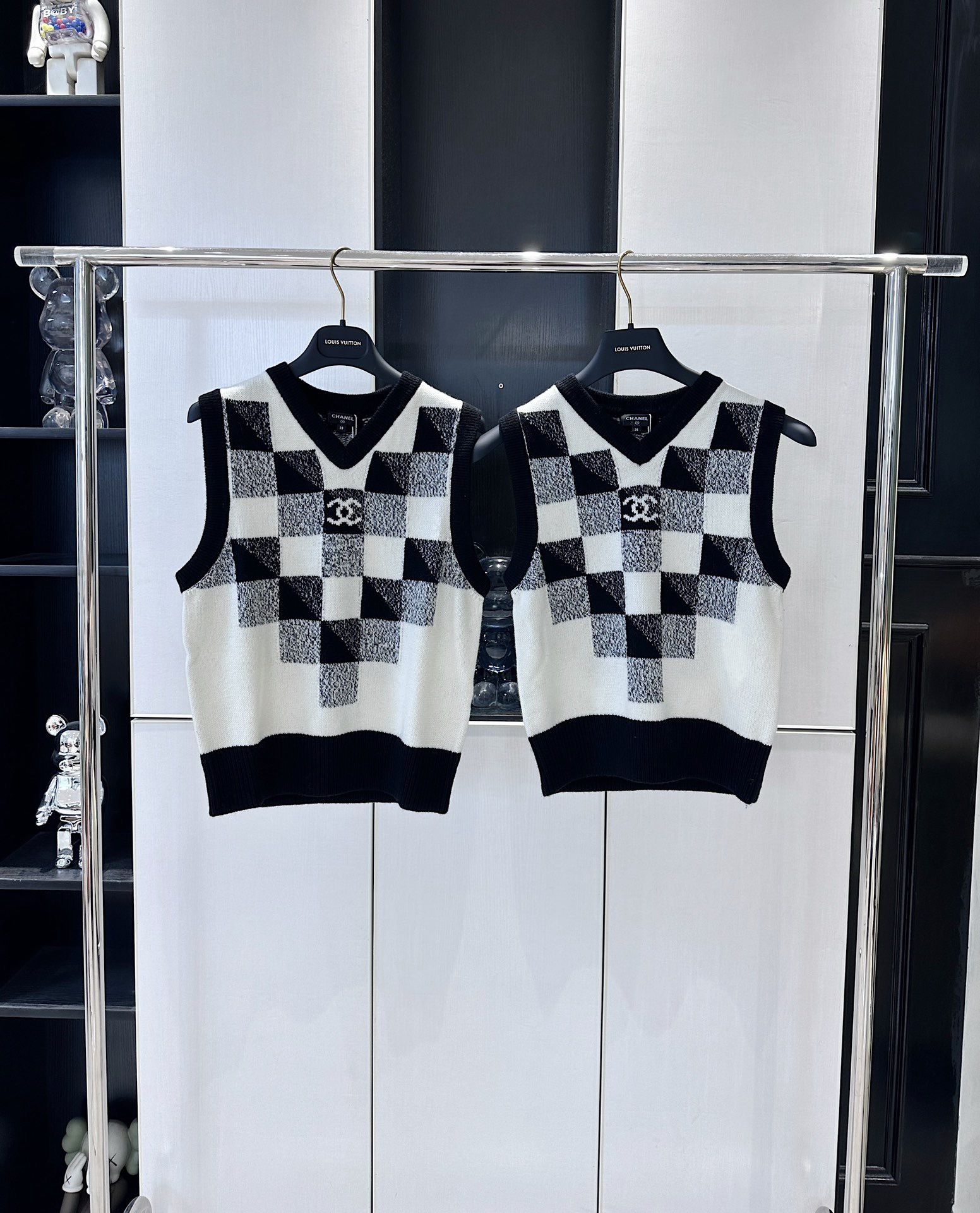 16032317-683E-4A7F-A722-ED7F830BDE8C