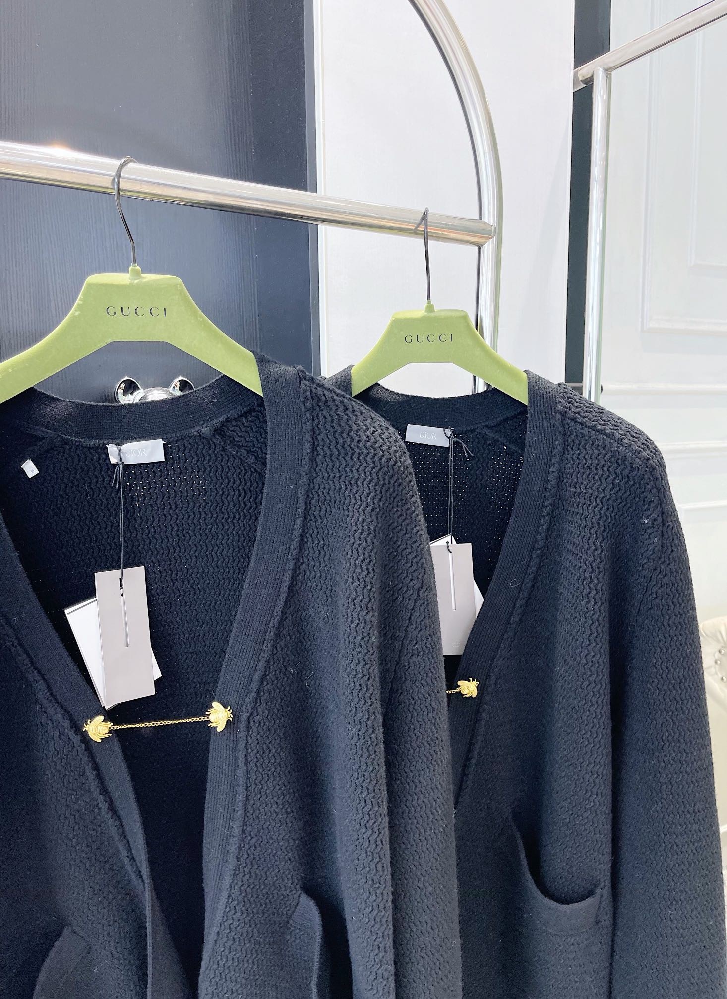 F53DF5C8-6B13-406E-889B-73B753B40079