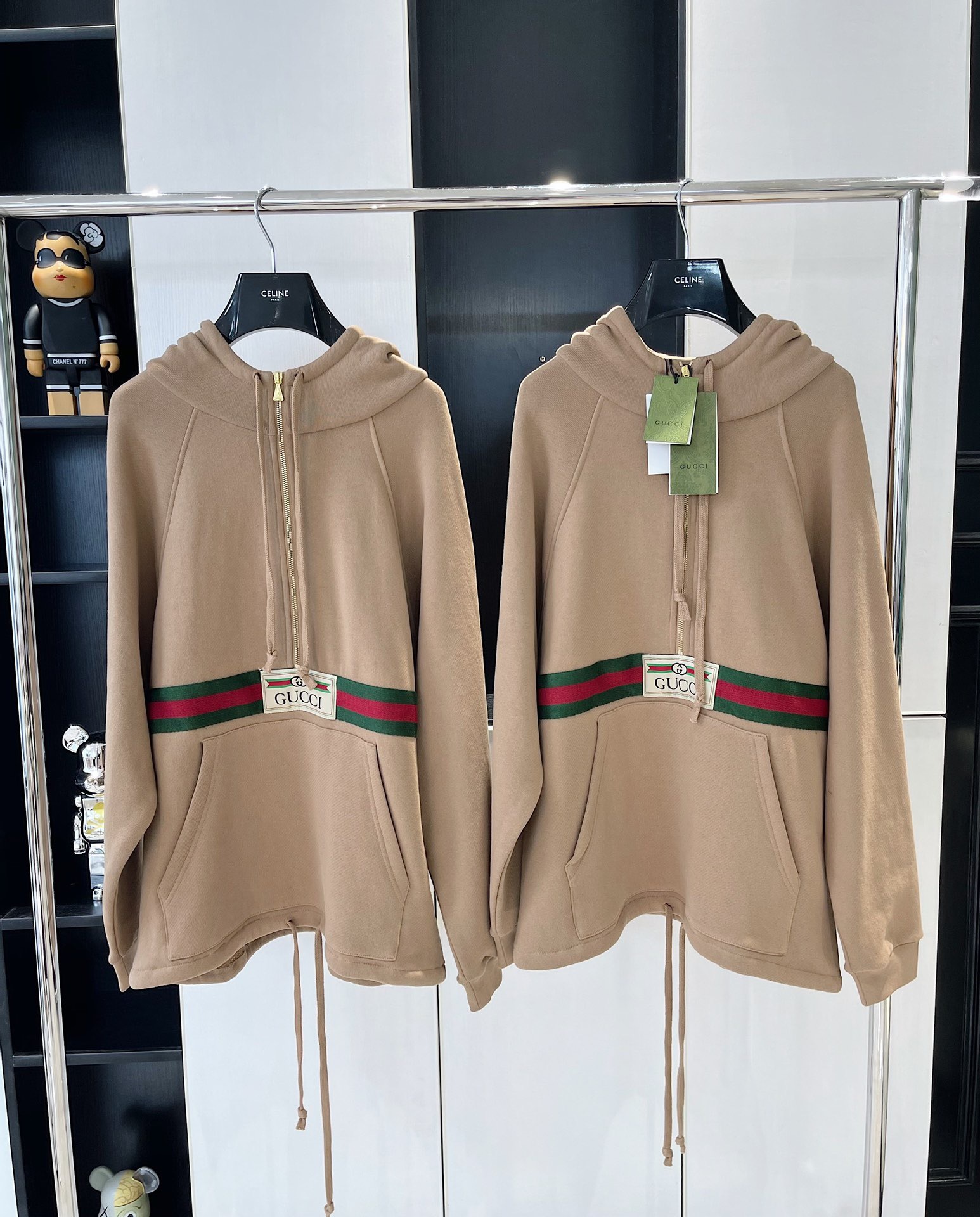 B91D6A09-D3F2-4C76-BBF5-9515597D6CD8