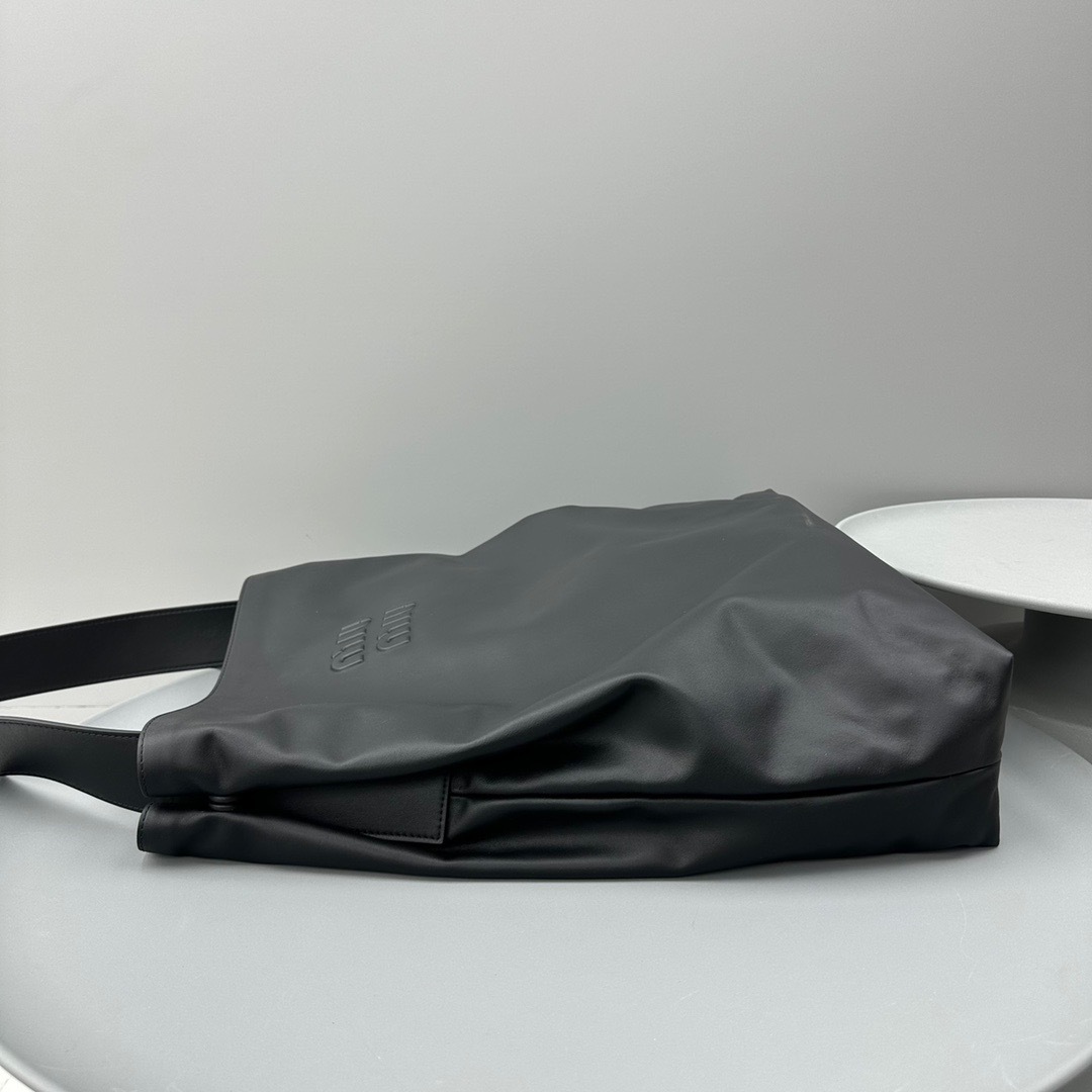 56E388C9-877F-4F6B-BA75-17ED4EA380E4