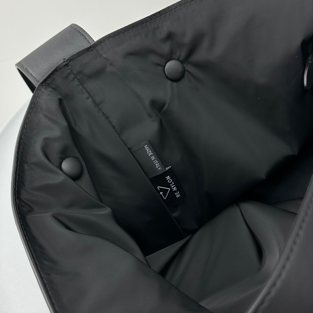 A347C285-E8E8-48F2-9EF4-3133CAA8CC7D