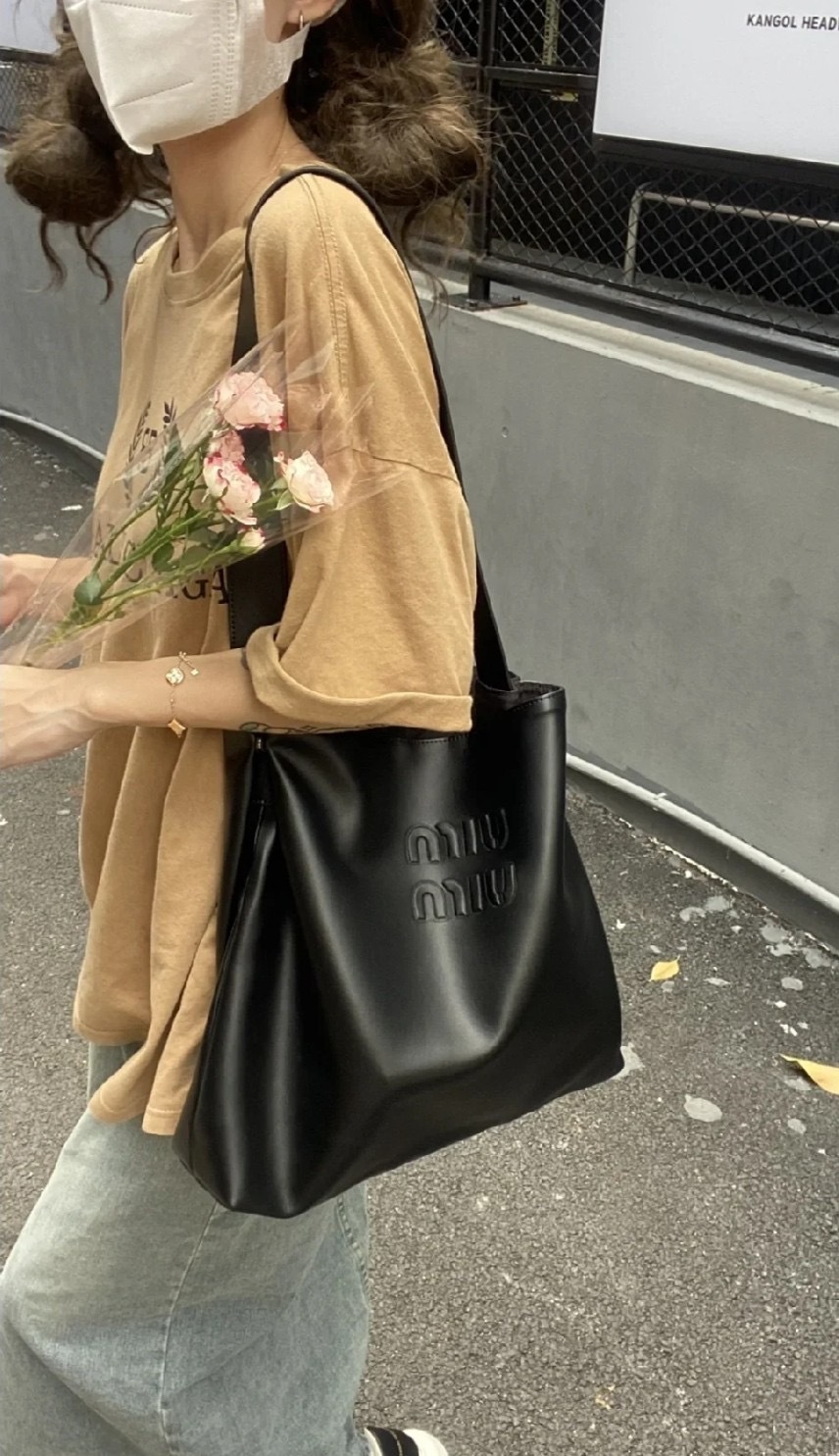 47752FFA-9B3C-4586-B535-9CC4751DAF80