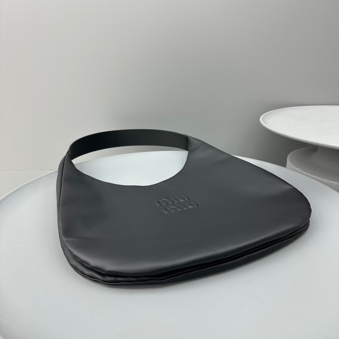 838E89F2-F6C3-49DB-8F08-01DE836E4EA9