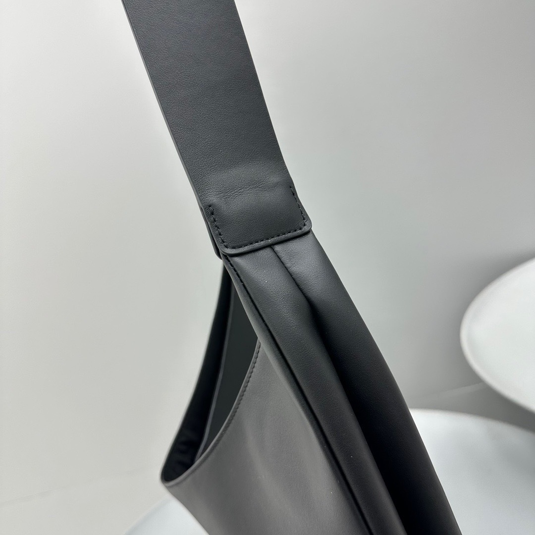 3F852B32-D27B-4294-A679-EDF505980E5D