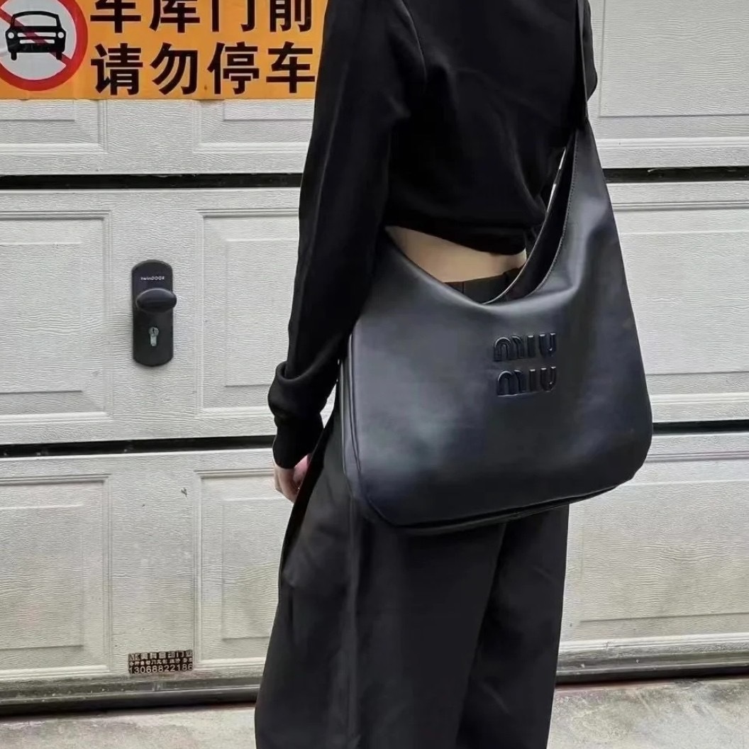 4F5FE1A4-5618-4550-A62C-1E7A486C789E