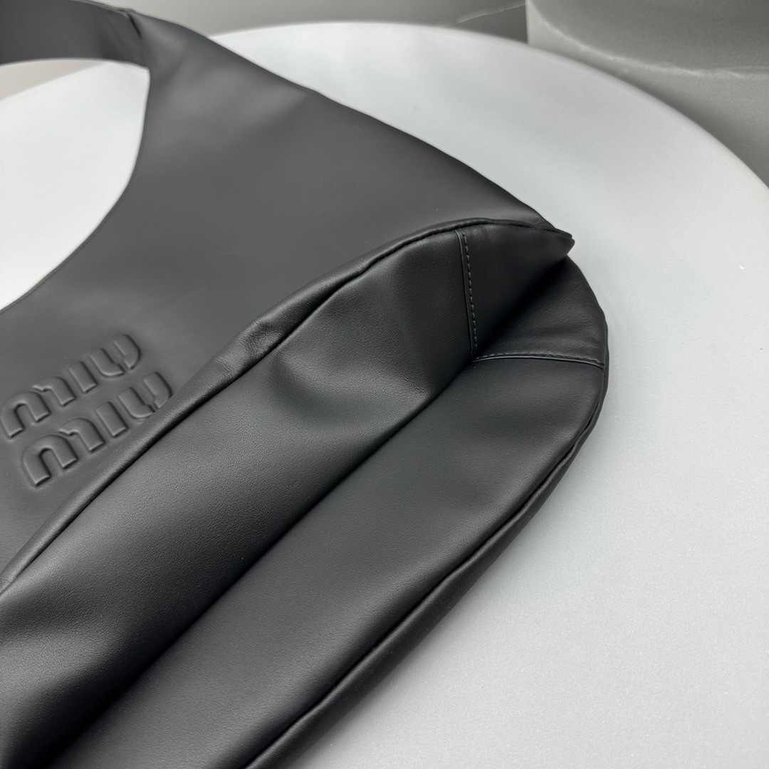 29724E3E-6ED7-4656-AAC6-32ECDA7A4860