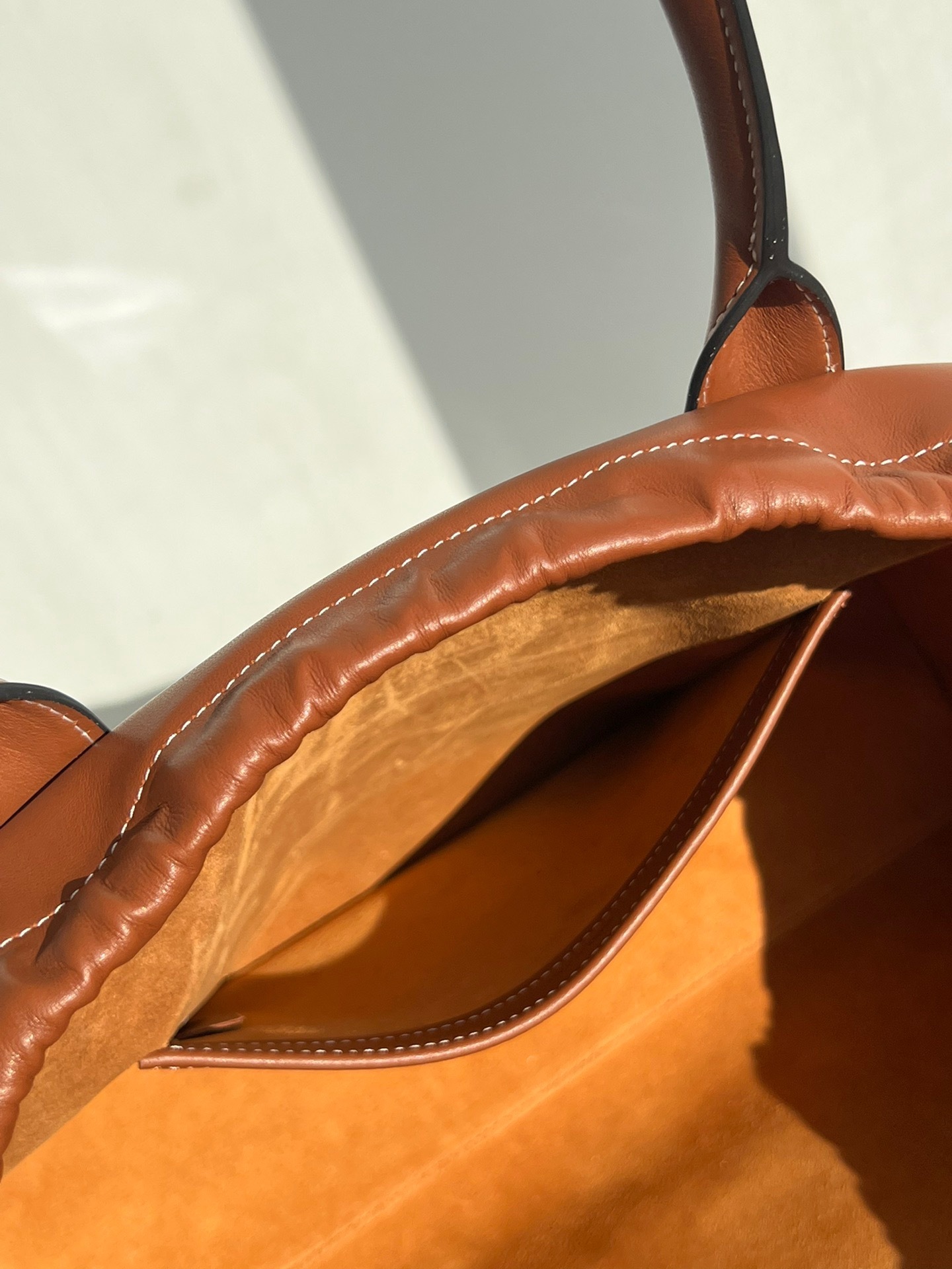 D762DEB5-E655-45C4-BA93-28C9A18170A8