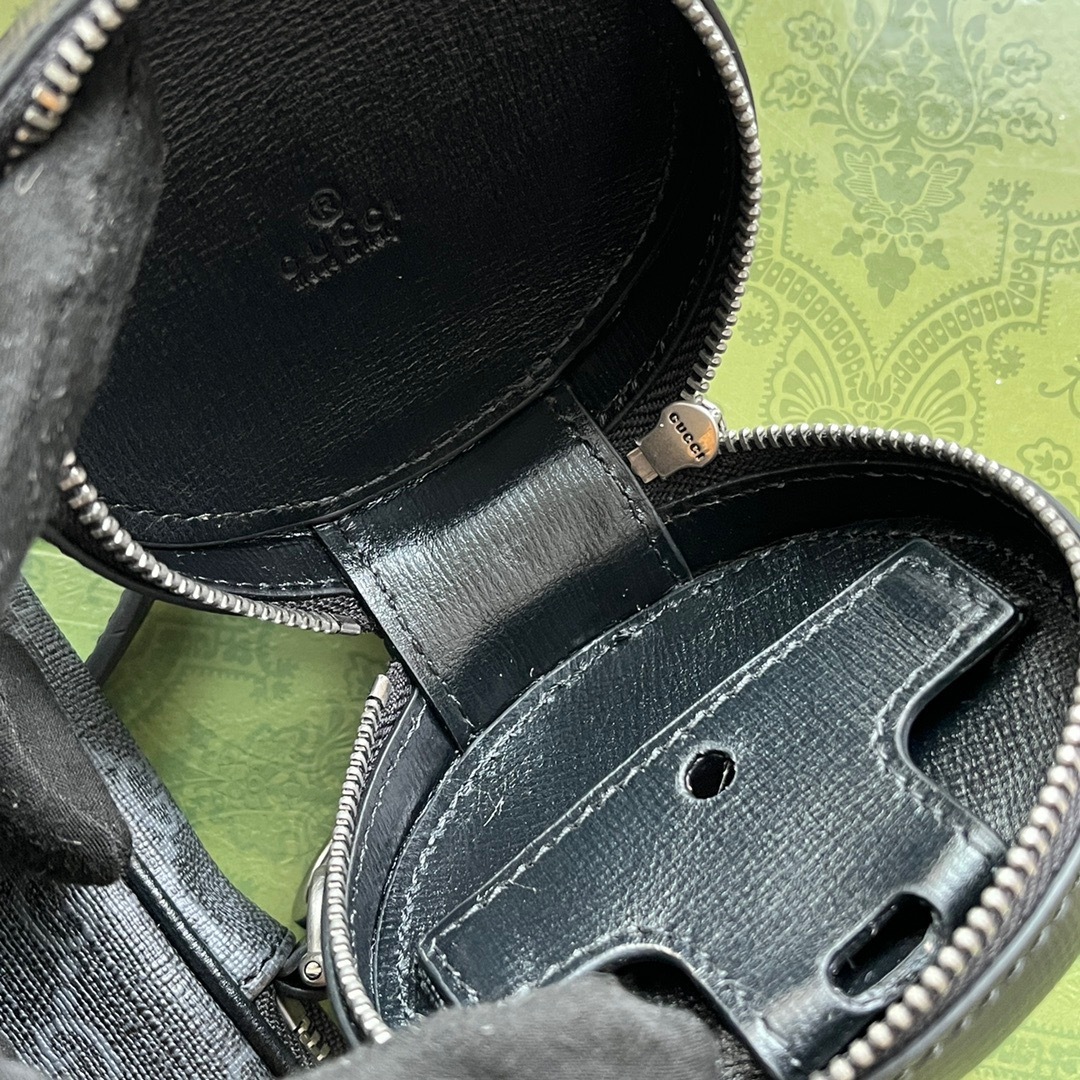 0B06033D-1E74-4979-B2CB-CCCB27845216