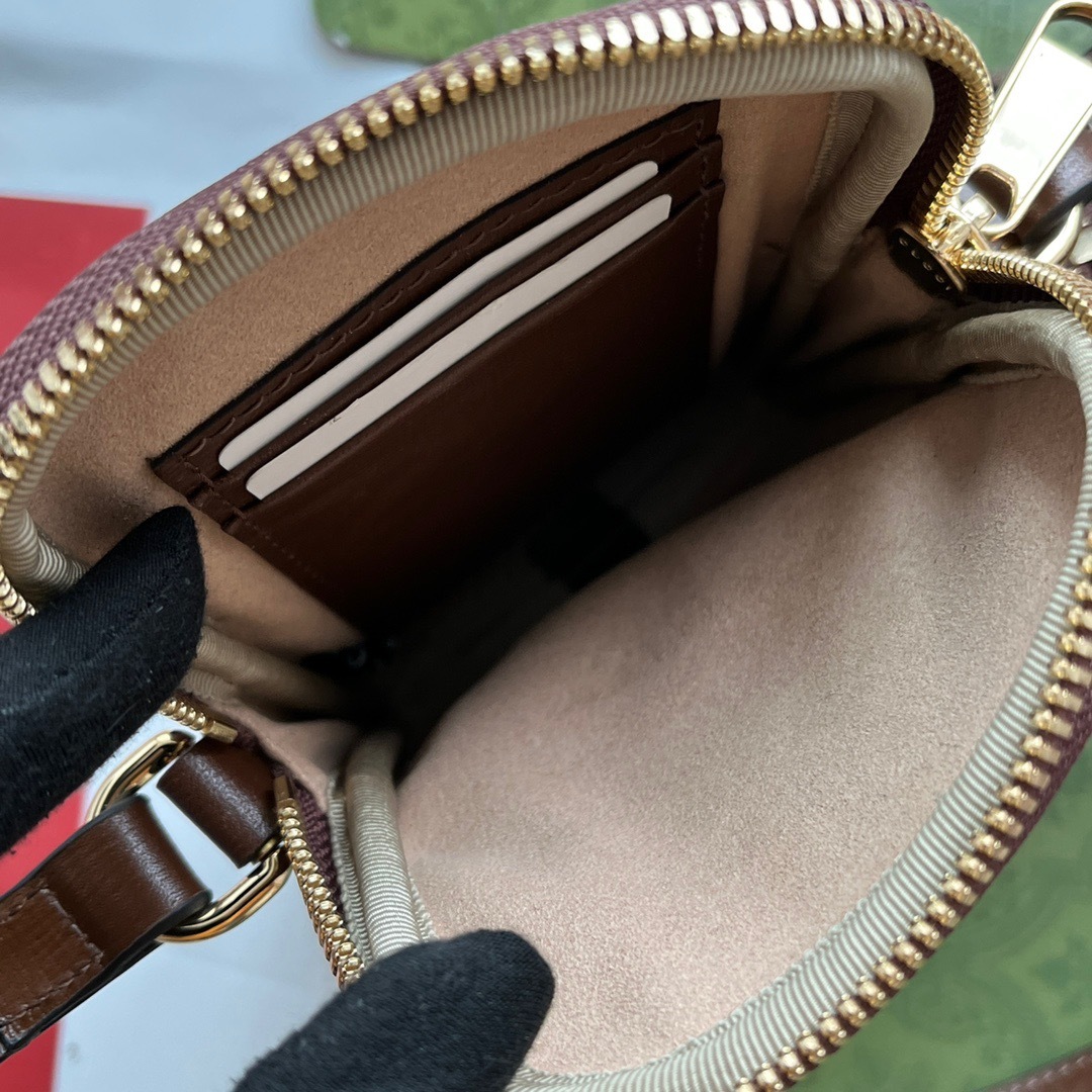 CB19819C-0413-4ACA-9D78-77C7ED30492E