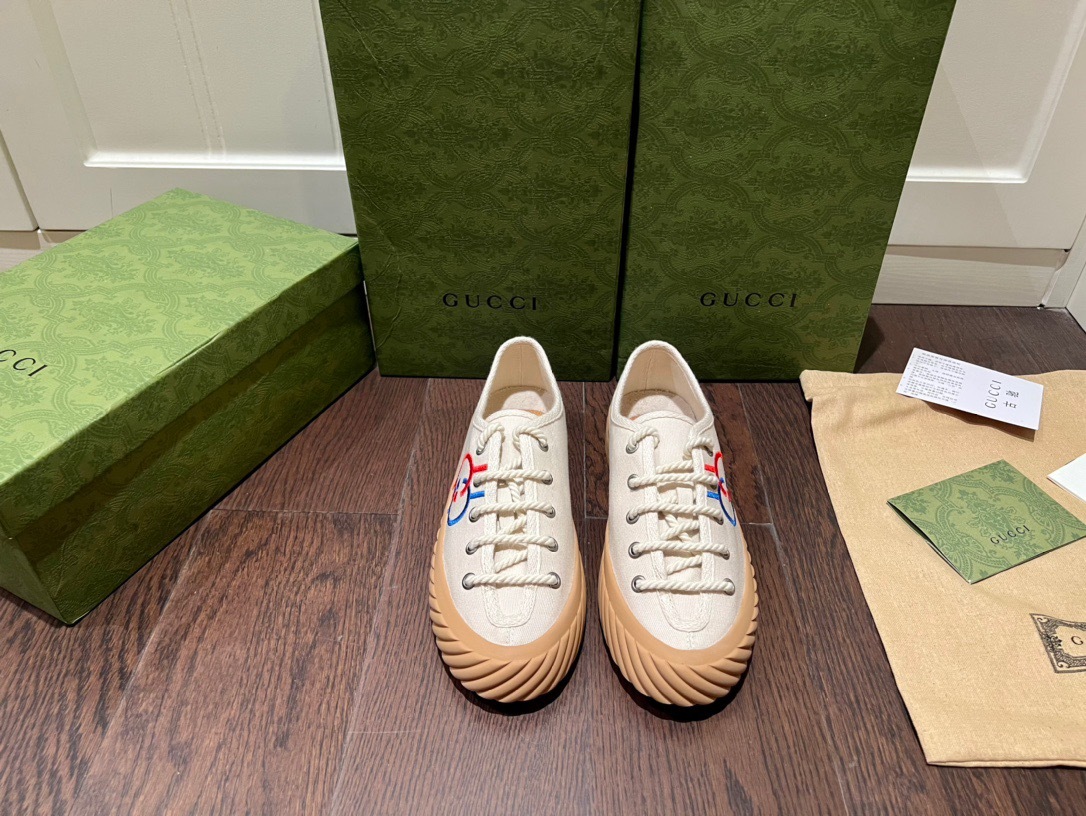 A33EC524-E04F-4290-9663-BEFF1400FB48